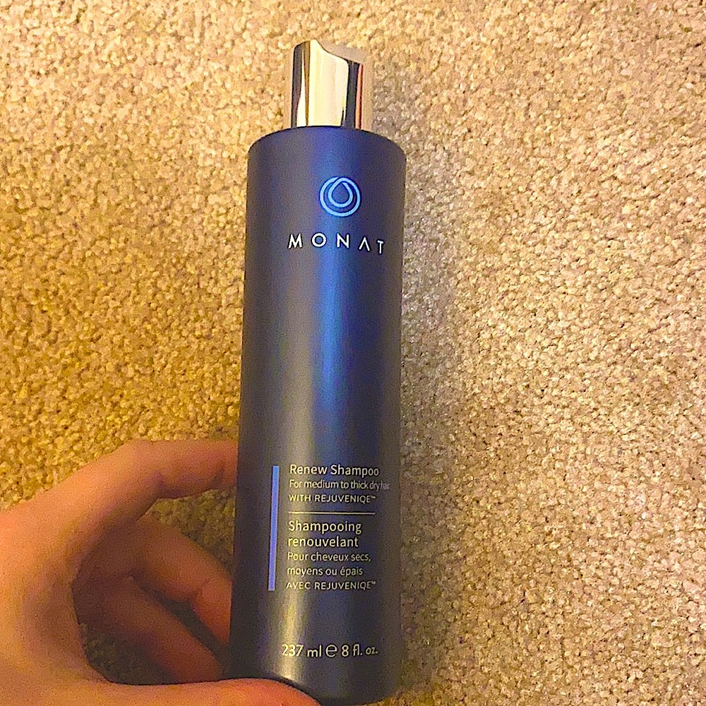 Monat Shampoo